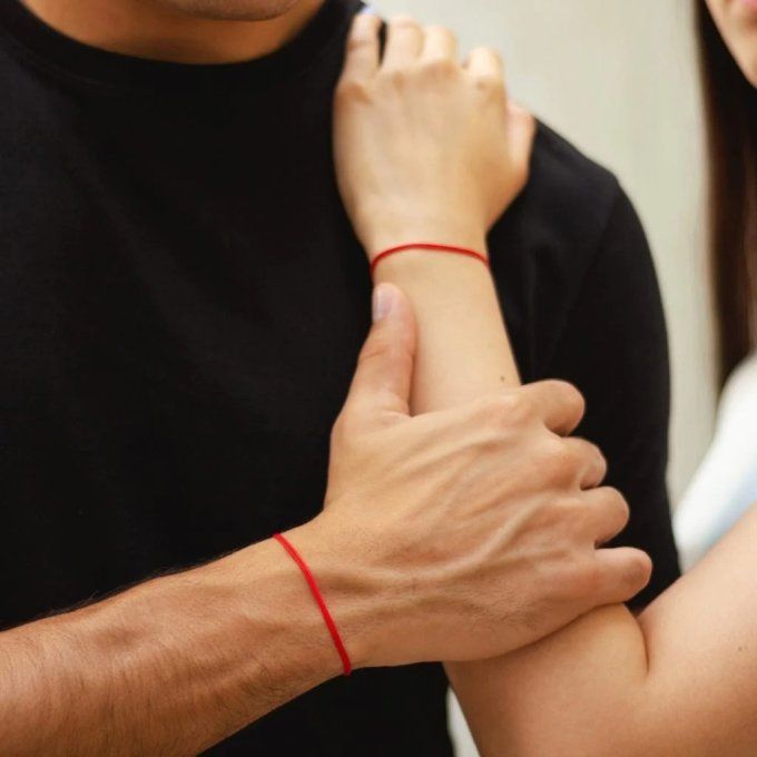 BRACELETS COUPLE - CORDON ROUGE