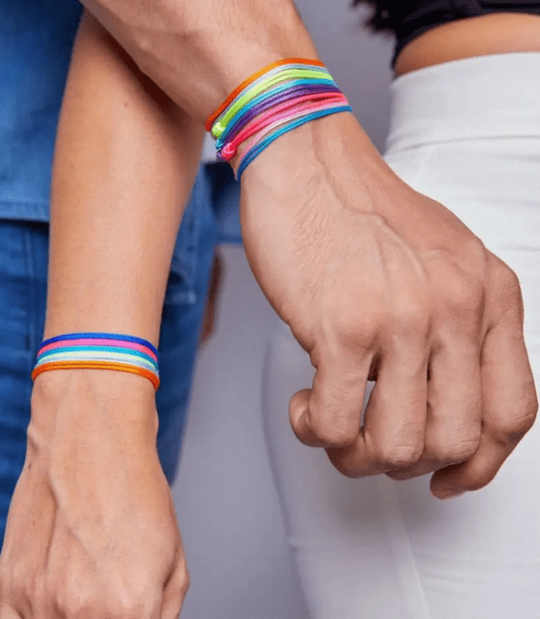CARTE TU AS BONHEURISE MA VIE + 2 BRACELETS (14 coloris au choix) - R43